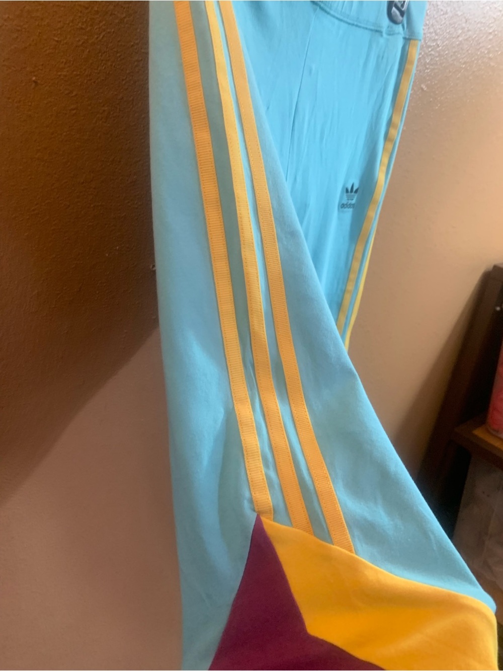 Adidas Trefoil Purple, Blue & Yellow Colorblock T-Shirt & Leggings Set L - NWT - Picture 8 of 9